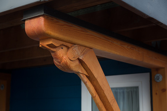 Houseboat carved bird