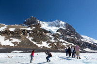 Take my picture on the glacier