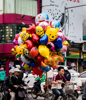 Baloons on bicycle, Hanoi
