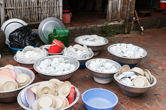 After Lunch Service.  Duong Lam, Viet Nam