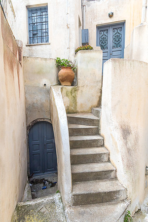 Stairs, door & windows, Messaria