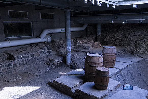 Barrels, Saint-Louis Fort and Chateau National Historic Site