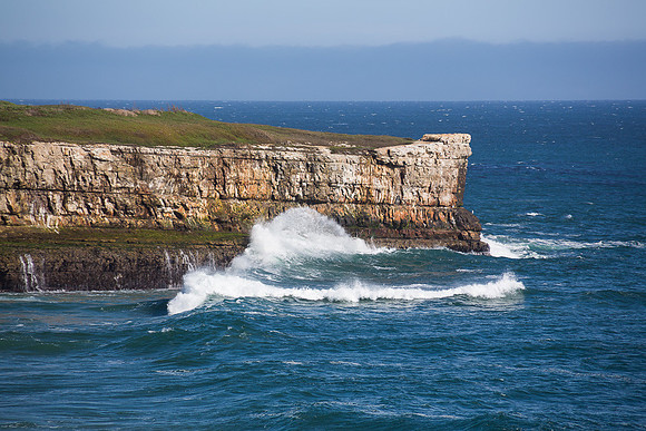 Waves and Rocks 2