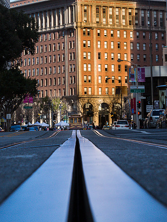 Cable car coming