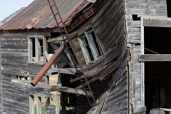 Abandoned grainery in Palouse Area