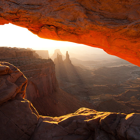 Sun Rays and Mesa Arch