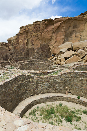 Runins and Kiva, Chaco Cultural (Canyon) NP