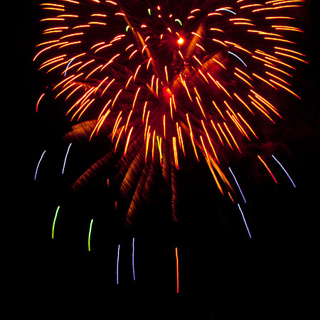 Sliding Focus Fireworks 08