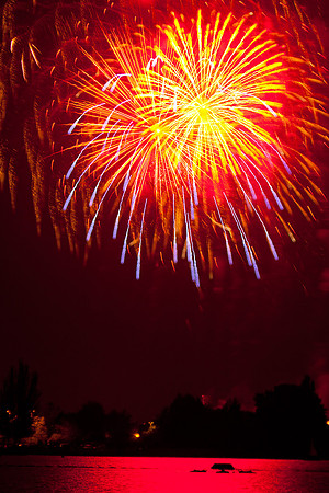 Fireworks Sliding Focus