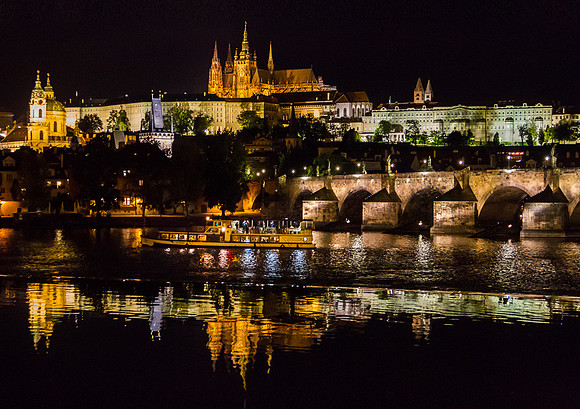 St. Vitus's Cathederal and Prague Castle night