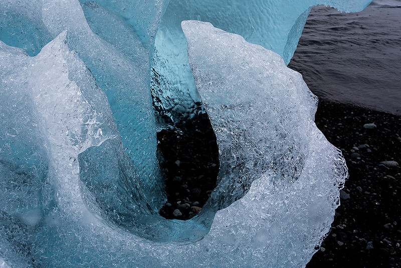 Iceberg on Jökulsárlón Iceberg Beach #09