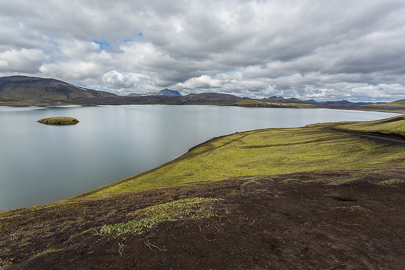 Frostastaoavatn Lake