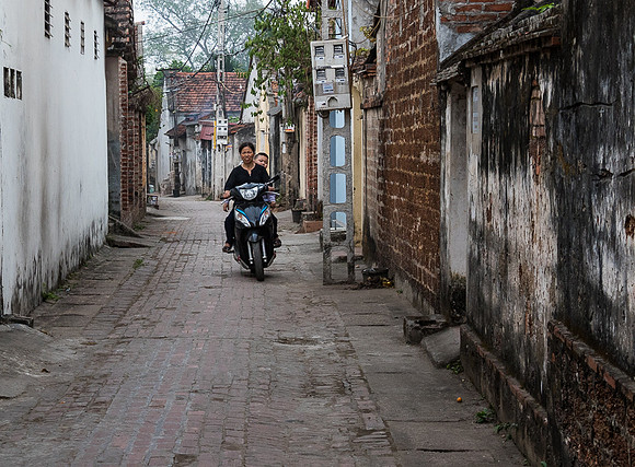 Motor scooter, Duong Lam