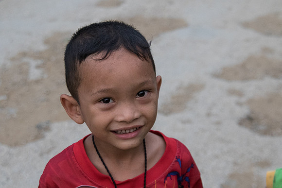 Young boy, Ban tha Deua