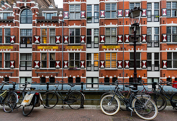 TWEINKEL, ZoNEN, VERFenVERNIS, FABRIEK and bicycles