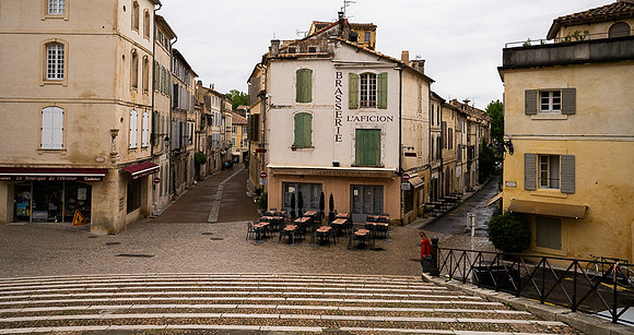 Rue de Amphigtheatre and Rue Voltaiire, Arles, FR