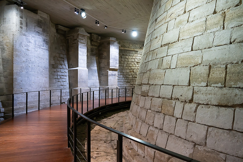 Louvre Basement