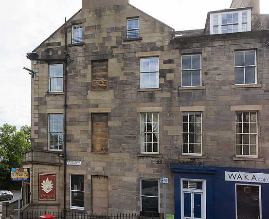 Edinburgh, Castle St. at Queen St.