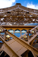 Eiffel Tower "Y" perspective